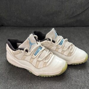 Jordan 11 Low ‘Legend Blue’
